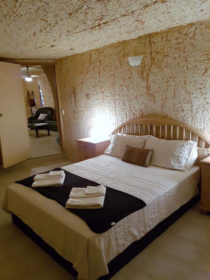 Underground Gem Apartment คูเบอร์เพดี ภายนอก รูปภาพ
